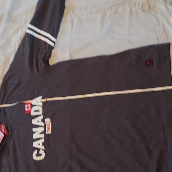 Mens/ Youth Canada 1867 long sleeve t-shirt - Picture 7 of 8